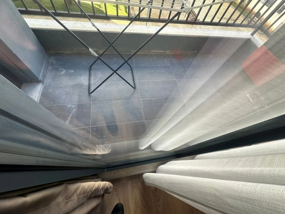 Tirane, jepet me qera apartament 1+1+Aneks+Ballkon Kati 1, 65 m² 450 € (Kinostudio)