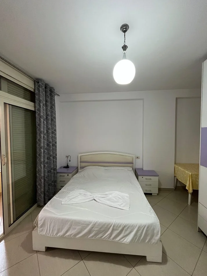 Tirane, jepet me qera apartament 2+1+Ballkon Kati 7, 650 € (Don Bosko, Viva Market)