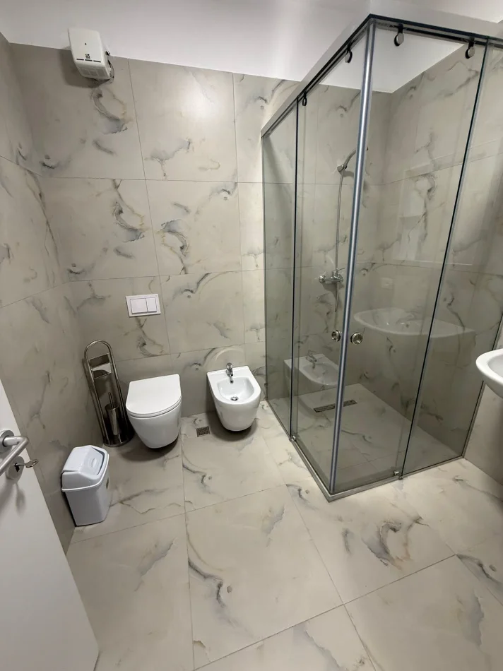 EKSKLUZIVE, Qera, Apartament 2+1+2 , Rruga Tefta Tashko , Tiranë - 1000€ | 114 m²