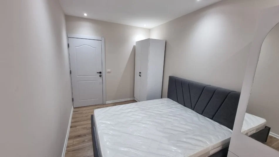 Tirane, shes apartament 1+1+Ballkon Kati 7, 60 m² 135.000 € (Don Bosko)