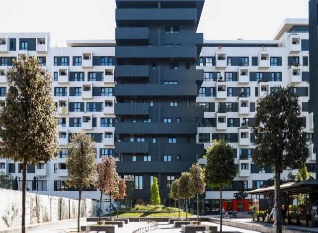 Tirane, shes apartament 2+1+BLK Kati 7, 102 m² 270.900 Euro (Square 21/ Rruga e Kavajes)