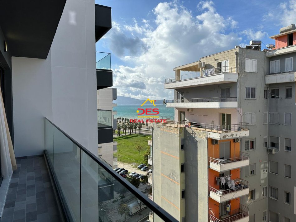 Vlore, jepet me qera apartament 1+1+Ballkon Kati 8, 70 m² 500 € (Rruga Murat Tërbaçi)