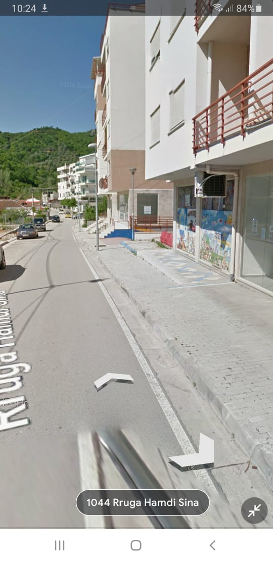 Tirane, shitet ambjent biznesi Kati 0, 87 m² 142.000 Euro (rruga hamdi sina)