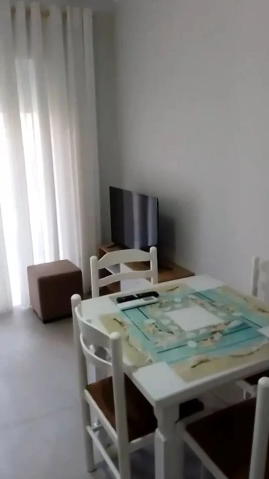 Durres, jepet me qera apartament 1+1 Kati 2, 350 € 