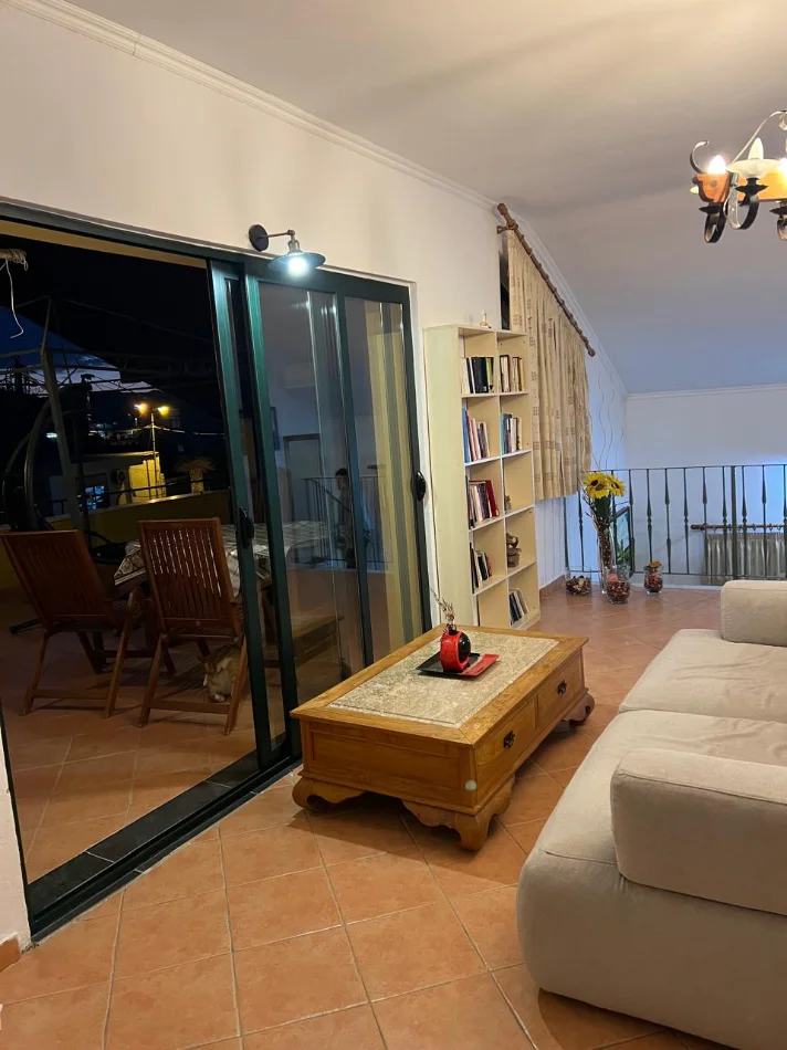 jepet me qera 5+1+Aneks+Ballkon Kati 0, 2.000 €