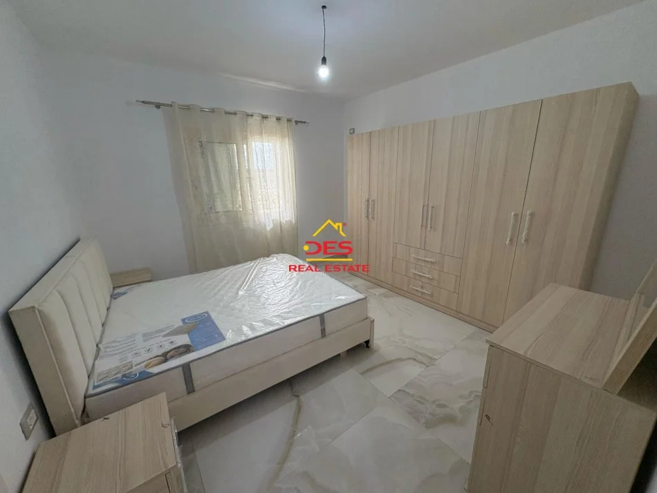 Vlore, jepet me qera Vile 2+1+Ballkon Kati 0, 134 m² 380 € (Rruga Sokrat Leka)