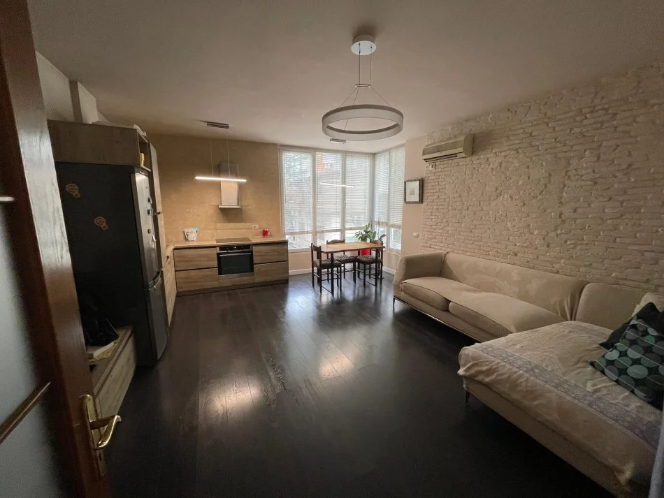 Tirane, shitet apartament 2+1 Kati 2, 70 m² 120.000 € (DRITAN HOXHA)