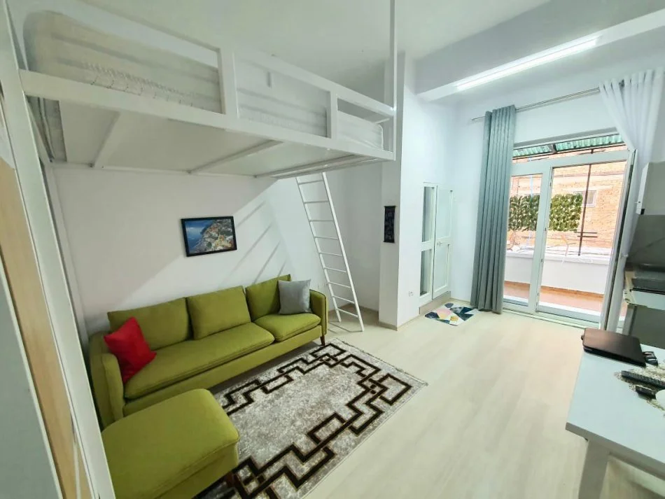 Tirane, jepet me qera apartament 1+1 Kati 1, 49 m² 600 € (sheshi Willson)