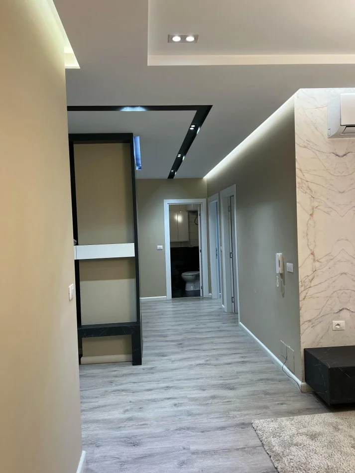 Tirane, jepet me qera apartament 2+1+Ballkon Kati 2, 100 m² 800 € (Don Bosko)