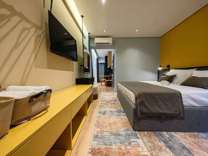 Tirane, jepet me qera apartament 1+1 Kati 3, 60 m² 600 € (9 Kateshet)