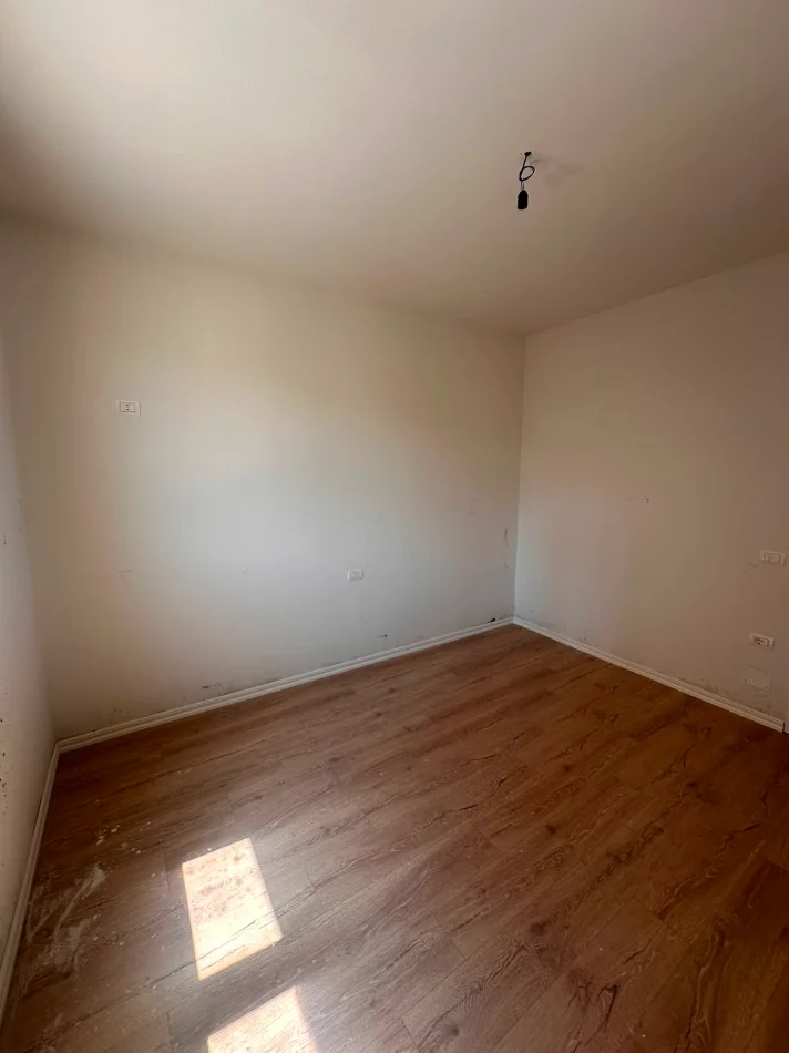 Tirane, shitet apartament 2+1 Kati 2, 94 m² 150.000 € (Yzberisht)