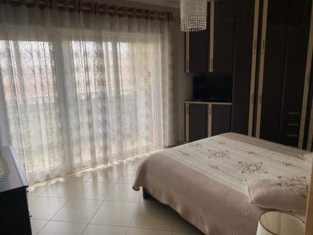 Tirane, shitet apartament Kati 5, 171 m² 291.000 Euro (PAZARI RI)