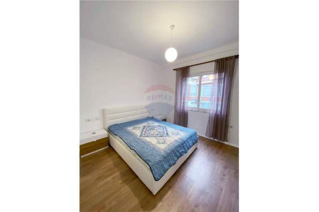 Tirane, jepet me qera apartament 2+1+BLK Kati 3, 100 m² 500 Euro (Kodra e Diellit)