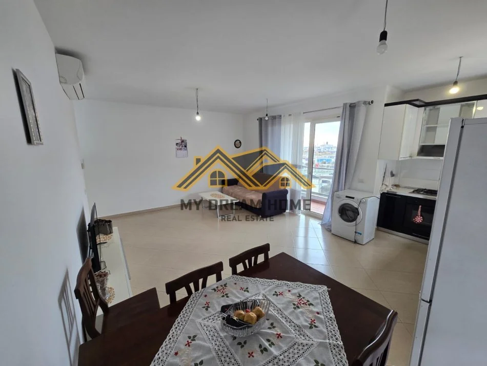 Durres, shitet apartament 3+1 Kati 4, 125 m² 240.000 € (PORT VIEW)