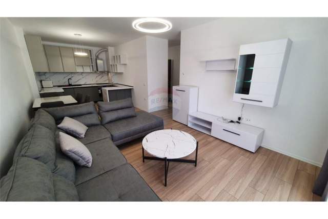 Tirane, jepet me qera apartament 2+1+BLK Kati 7, 110 m² 500 Euro (Kompleksi Zirkon)