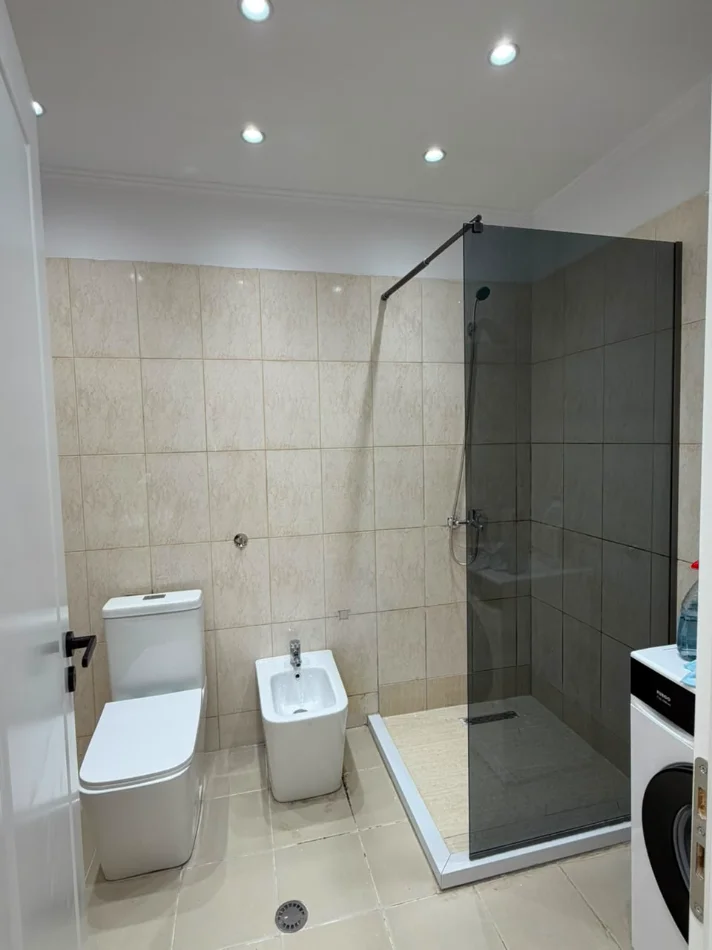 Tirane, shitet apartament 2+1 Kati 6, 114 m² 171.000 € (yzberish)