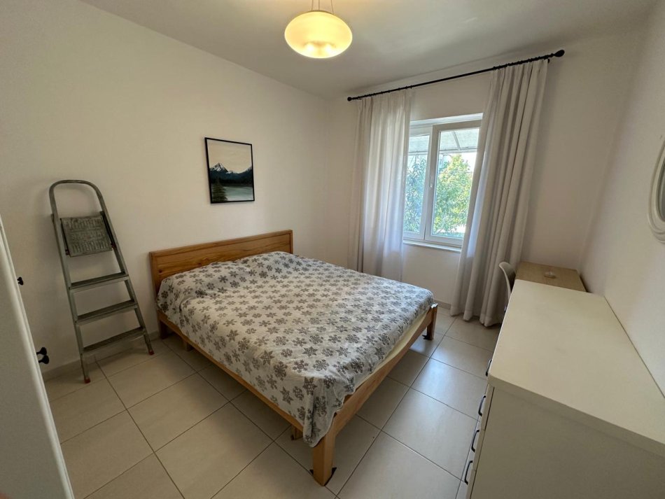 Tirane, shitet apartament 1+1 , 52 m² 102.000 € (Oxhaku)