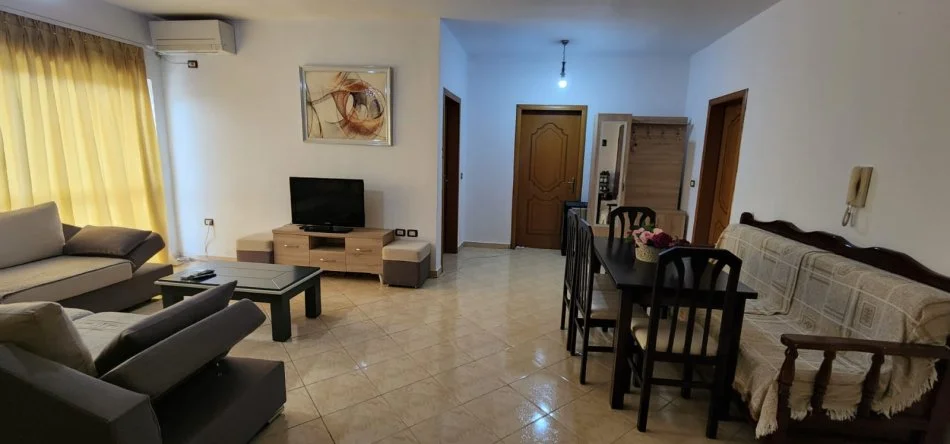 Tirane, jepet me qera apartament 2+1 Kati 6, 95 m² 470 € (RRUGA ESREF FRASHERI)