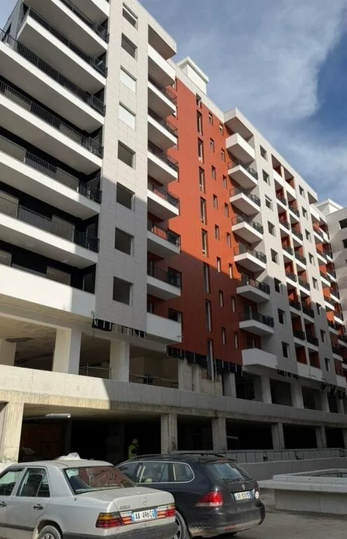 Tirane, shitet apartament 1+1+Ballkon Kati 7, 69 m² 83.100 € (Paskuqan)