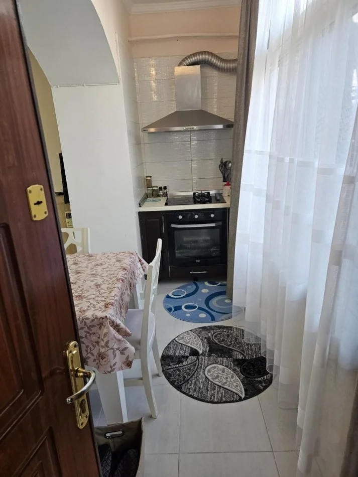 Tirane, shitet apartament 2+1 Kati 1, 70 m² 199.000 € (Ambasada Amerikane)