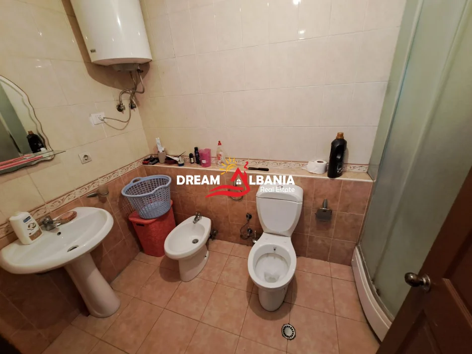 Tirane, shitet apartament 2+1+Aneks+Ballkon Kati 3, 106 m² 190.000 € (Blloku Gintash)