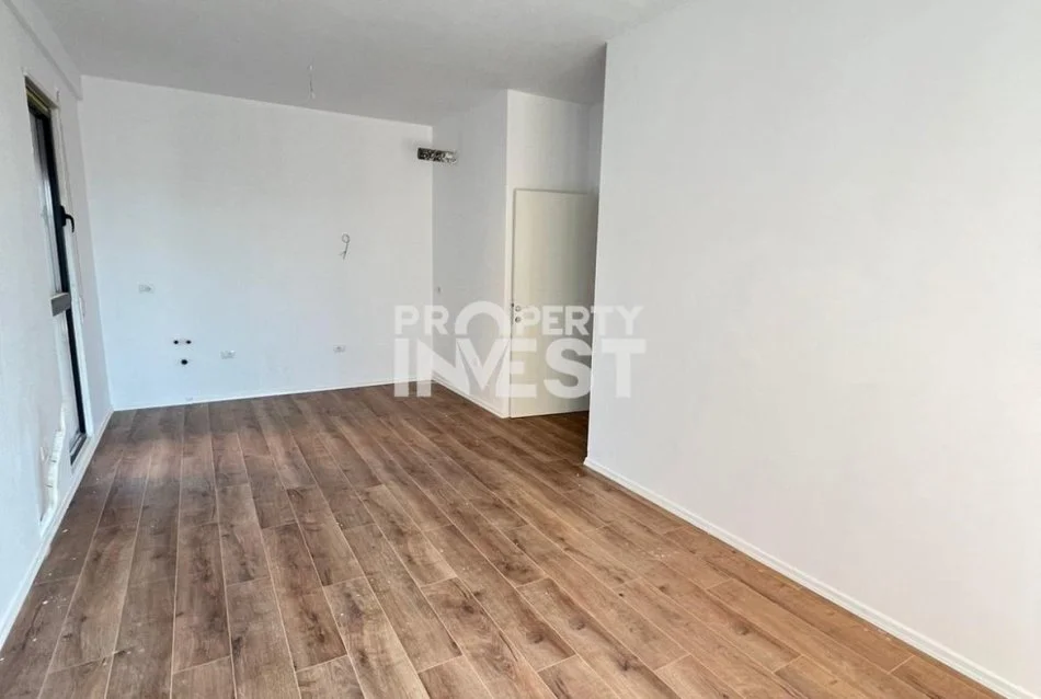 Tirane, shitet apartament 2+1+Aneks+Ballkon Kati 2, 135 m² 179.500 € (Sadik Petrela)