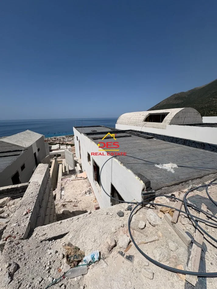 Vlore, shitet 3+1+Ballkon Kati 0, 196 m² 985.000 € (Palasë, Dhërmi, Vlorë)