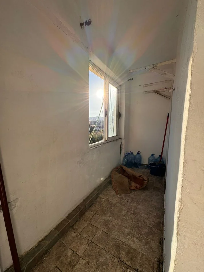 Durres, shitet apartament 1+1 Kati 4, 60 m² 55.000 € (LAGJA 18 DURRES!)