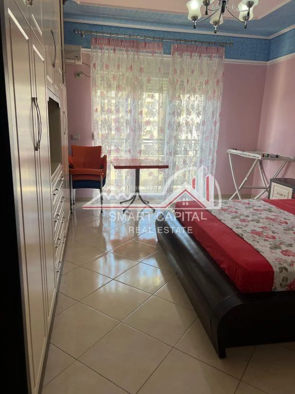 Vlore, jepet me qera apartament 1+1 Kati 6, 96 m² 350 € 