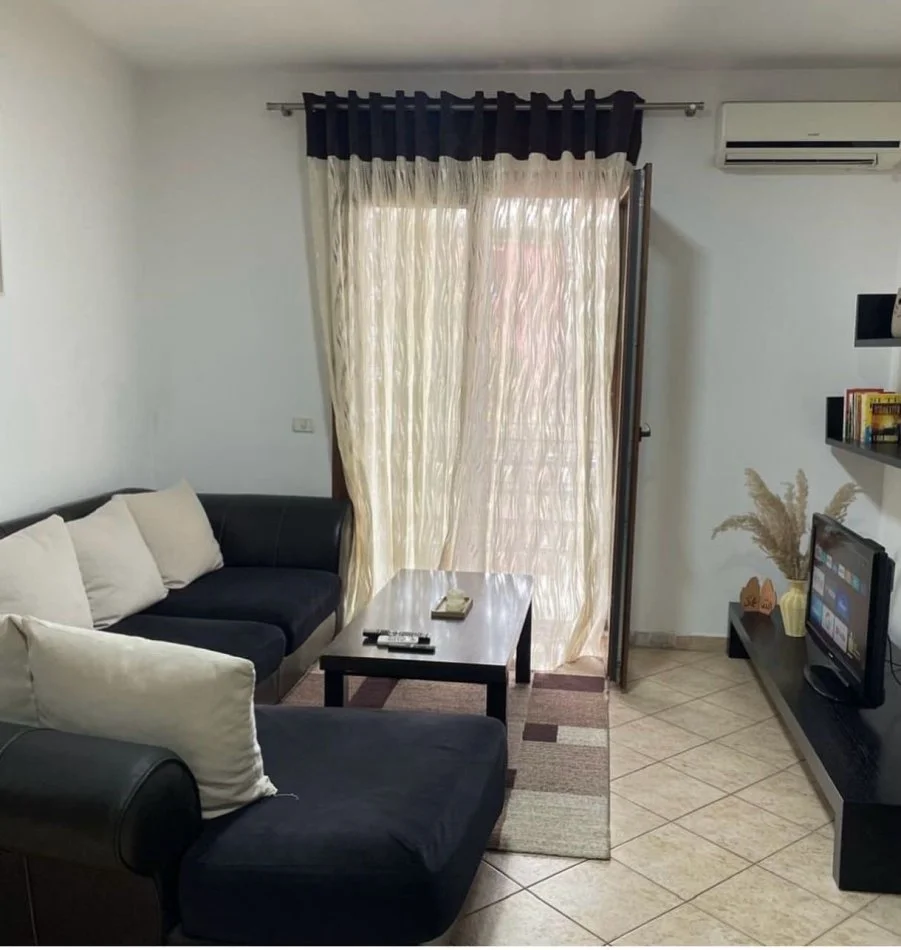 Tirane, jepet me qera apartament 1+1 Kati 2, 52 m² 475 € (Siri Kodra)