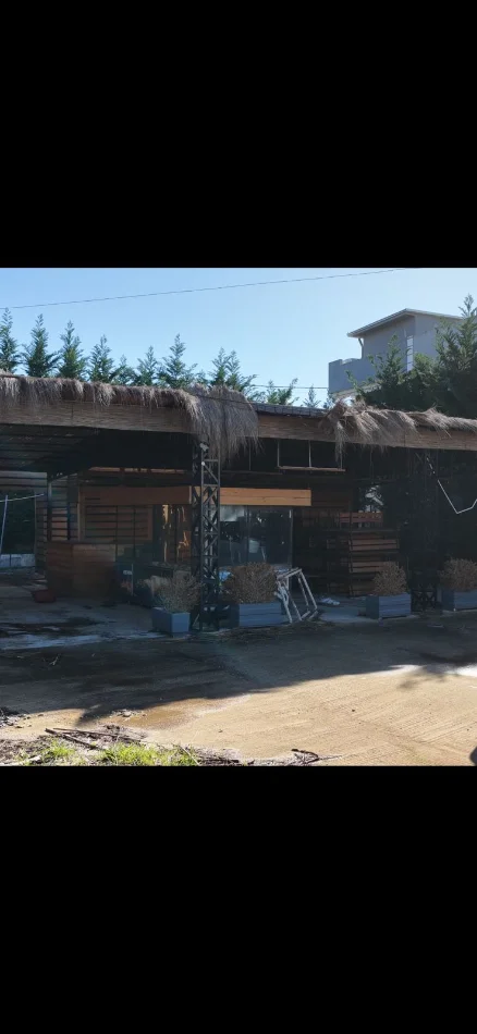 Ksamil, jepet me qera bar-resorant , (Ksamil) kontrrate 2 vjecare