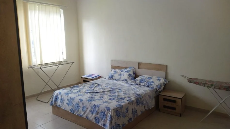 Durres, jepet me qera apartament 1+1 Kati 0, 250 € 