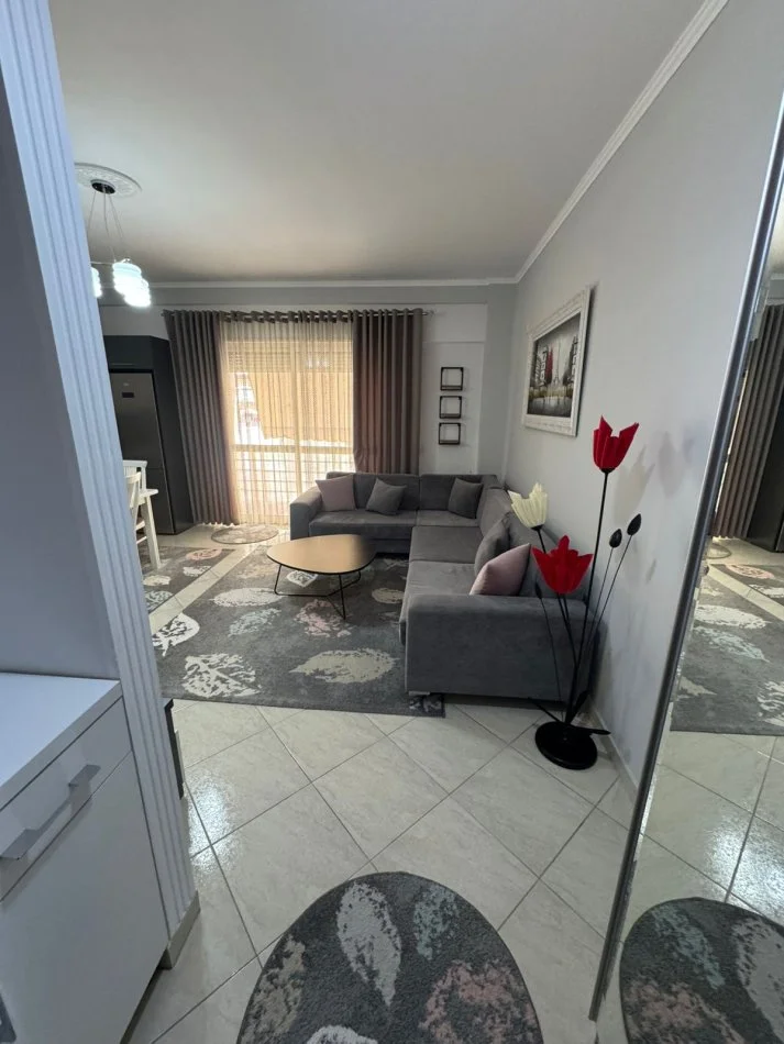 Tirane, jepet me qera apartament 1+1+Aneks+Ballkon Kati 2, 73 m² 600 € (Don Bosko, Kompleksi Vizion Plus)