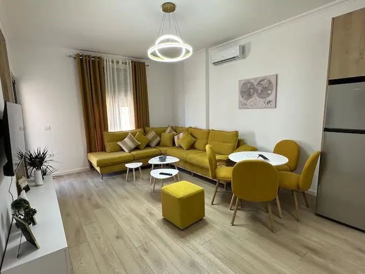 Tirane, jepet me qera apartament 1+1 Kati 4, 63 m² 800 € (Jepet Apartament Me Qira Porcelan)