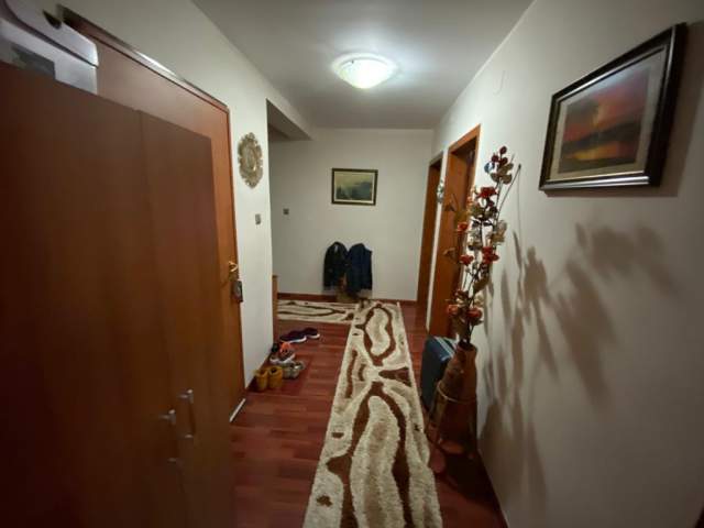 Tirane, jepet me qera apartament 2+1+A+BLK Kati 5, 90 m² 500 Euro (rruga fortuzi)
