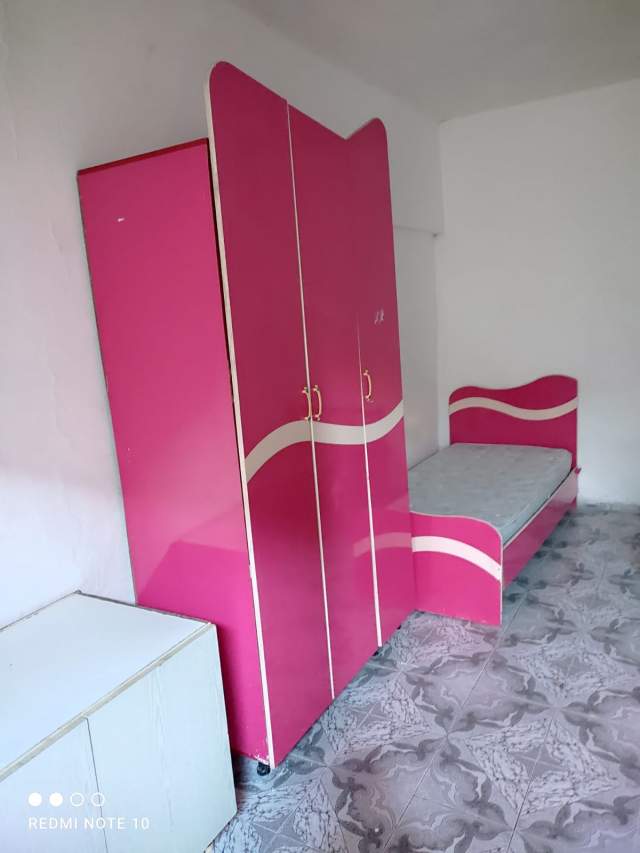 Tirane, jepet me qera garsonier 1+1 Kati 1, 50 m² 22.000 Leke (PALLATI ME SHIGJETA)