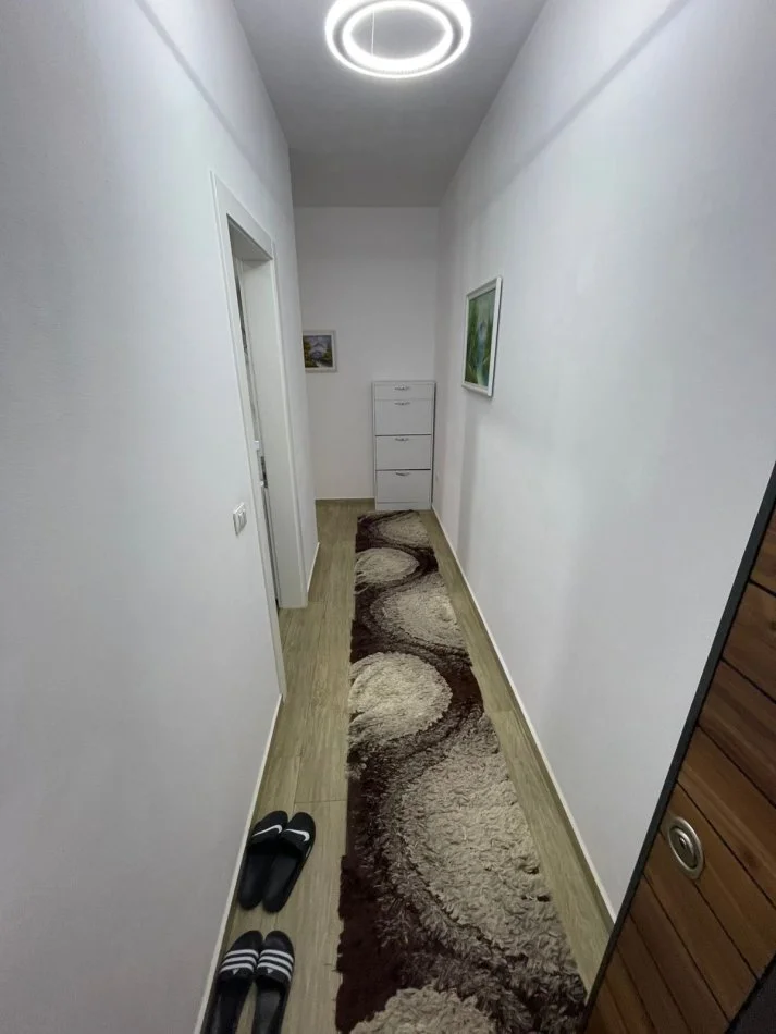 Tirane, shitet apartament 1+1 Kati 5, 77 m² 135.000 € (Rruga Egnatia)