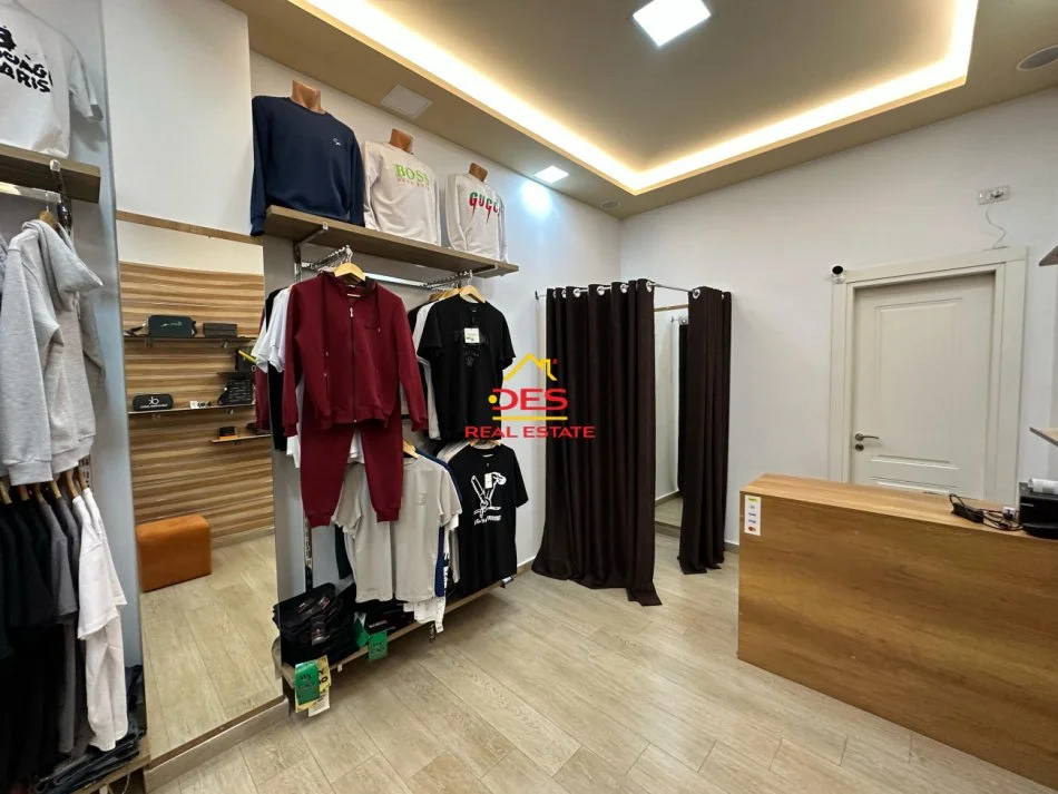 Vlore, shitet ambjent biznesi Kati 0, 55 m² 55.000 € (Rruga Sadik Zotaj)