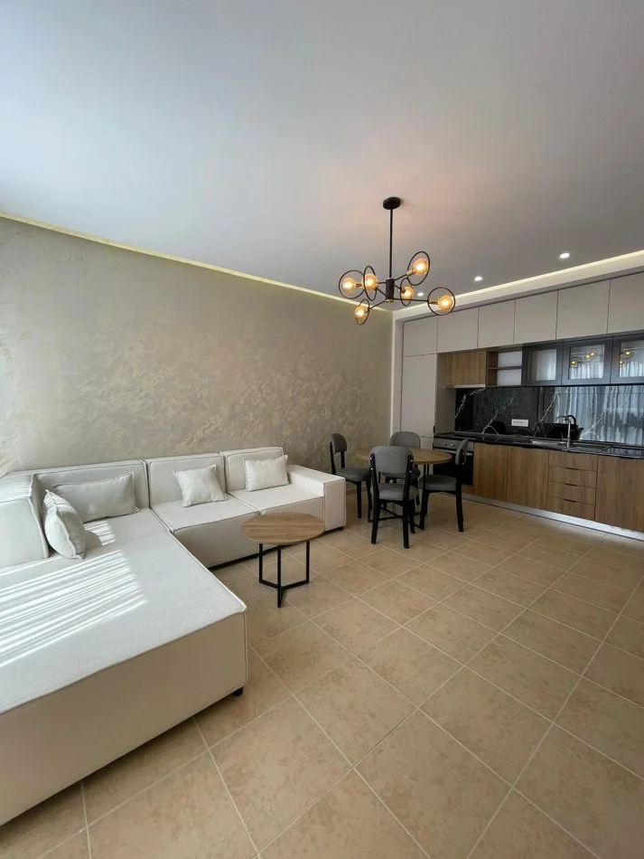 Tirane, jepet me qera 2+1 , 105 m² 850 € (Bulevardi i ri)