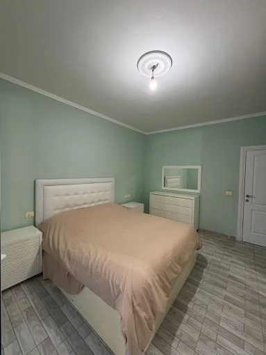 Tirane, jepet me qera apartament 2+1+Aneks+Ballkon Kati 5, 110 m² 600 € (astir , unaza e re)