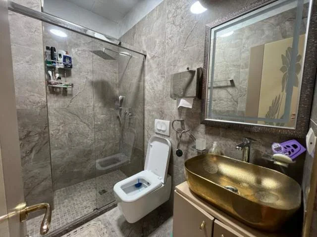 Tirane, shitet apartament 3+1+BLK Kati 2, 120 m² 240.000 Euro