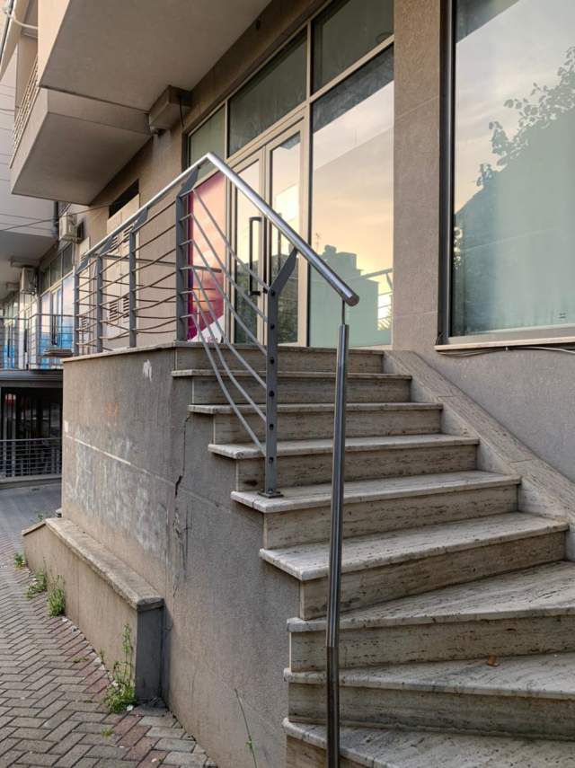 Tirane, jepet me qera Kati 0, 46 m² 350 Euro