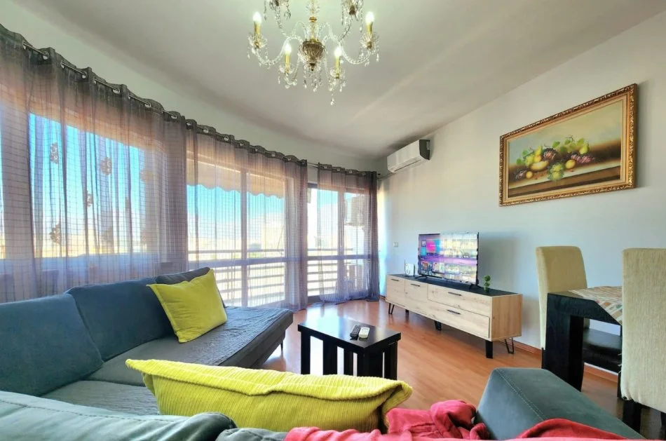 Tirane, jepet me qera apartament 1+1 Kati 9, 71 m² 520 € (Zogu i Zi,Qendra Katar)