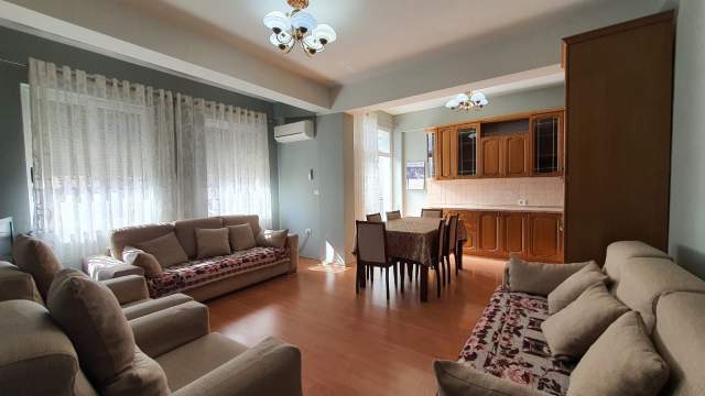 Tirane, apartament 4+1+BLK Kati 3, 144 m² 260.000 Euro (Abdyl Frasheri)