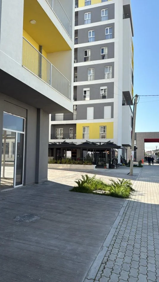 Tirane, shitet apartament 1+1+Ballkon Kati 2, 61 m² 64.000 € (Gryka Kacanikut Univers City Okazion)