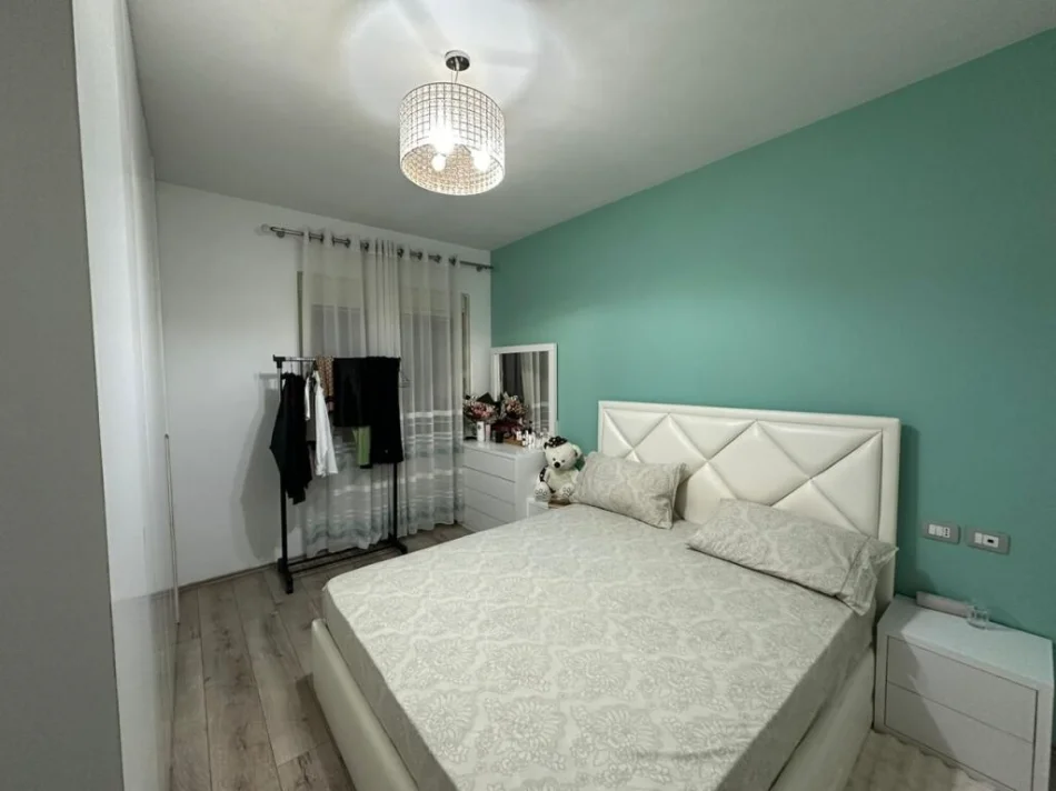 Durres, jepet me qera apartament 1+1+Aneks+Ballkon Kati 6, 60 m² 420 € 