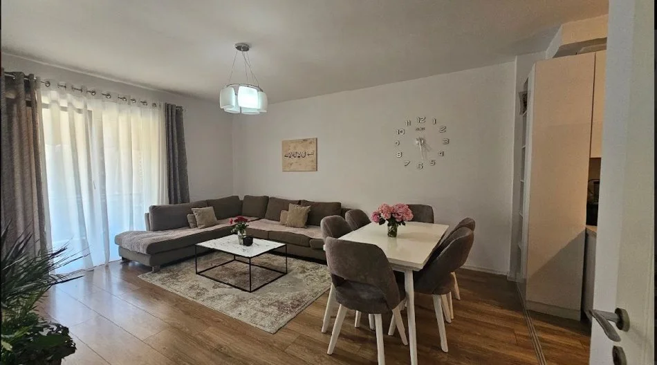 Tirane, shitet apartament 2+1 Kati 5, 105 m² 190.000 € 