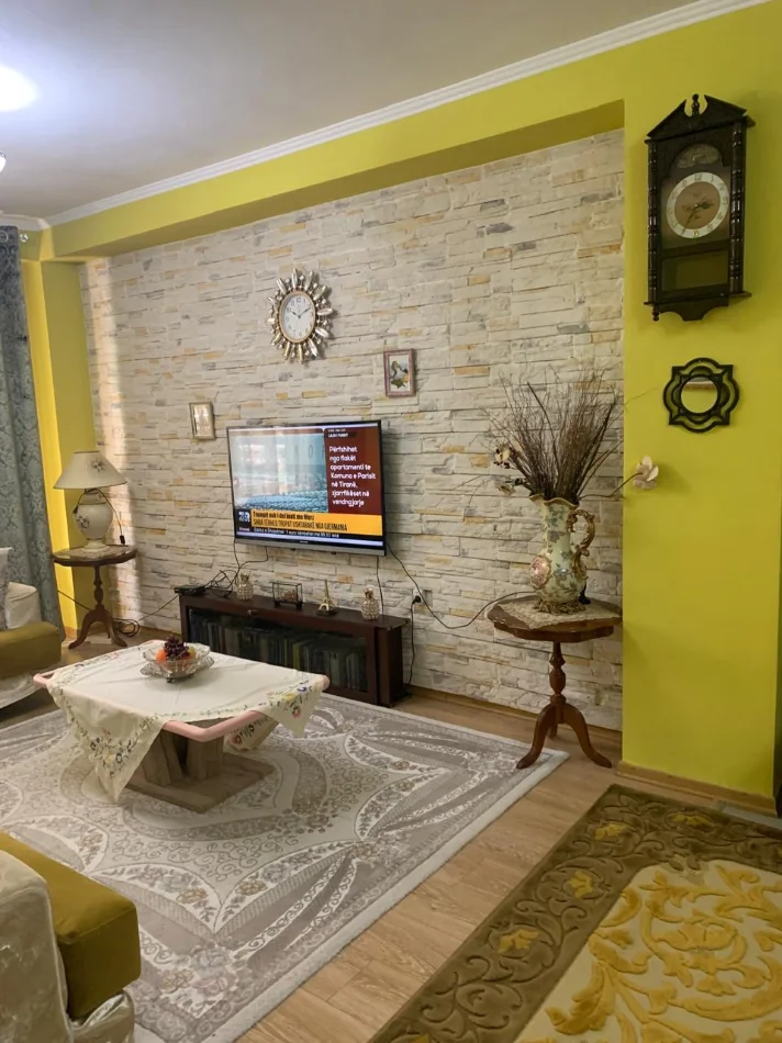 Tirane, shes apartament 2+1+Aneks+Ballkon Kati 2, 109 m² 170.000 € (Rruga Muhamed Deliu, prane Thesarit, Fresku)