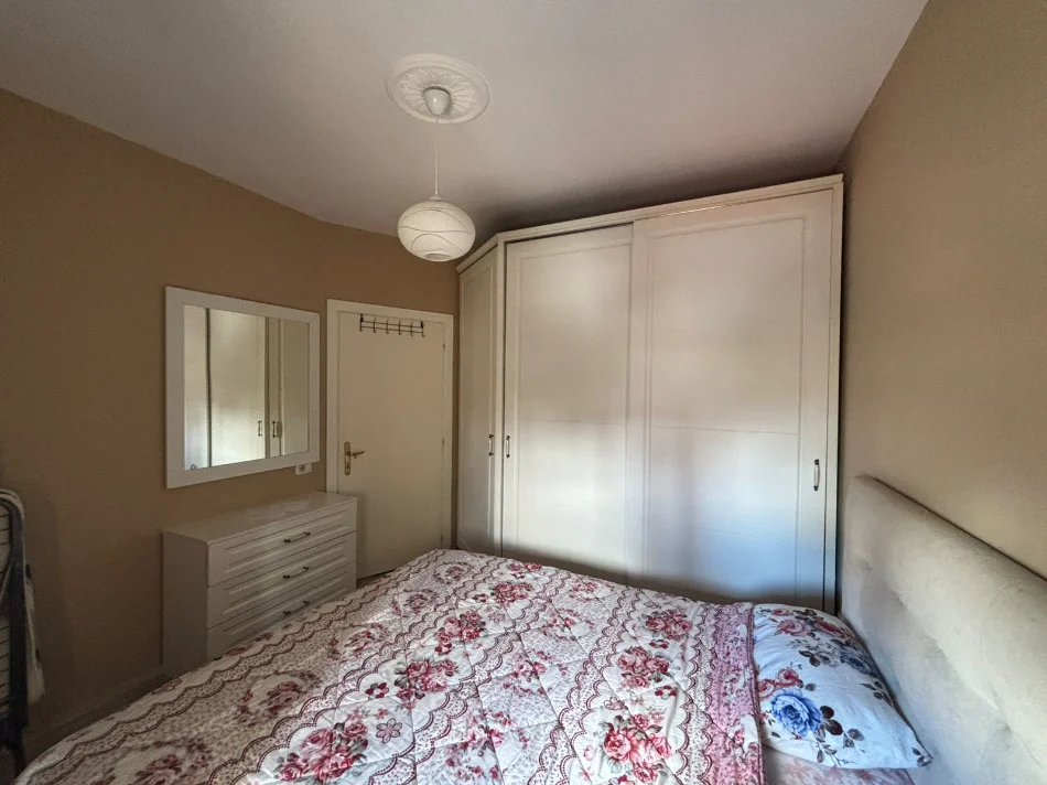 Tirane, jepet me qera apartament 1+1 Kati 7, 60 m² 600 € (Myslym Shyri)