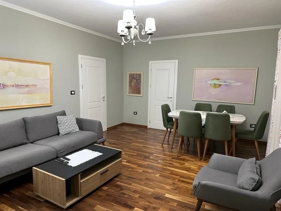 Tirane, shitet apartament 3+1+Aneks+Ballkon Kati 4, 192.000 € (Rruga e dibres)